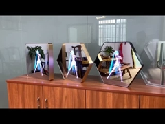 ganz eigenhändig geschrieber Anzeigen-Kiosk des Spiegel-3D für die Werbung von LED-Licht