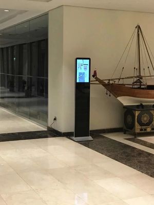 Digitale Schilderkiosk auf dem Boden 21.5-65 Zoll Auflösung 1920x1080