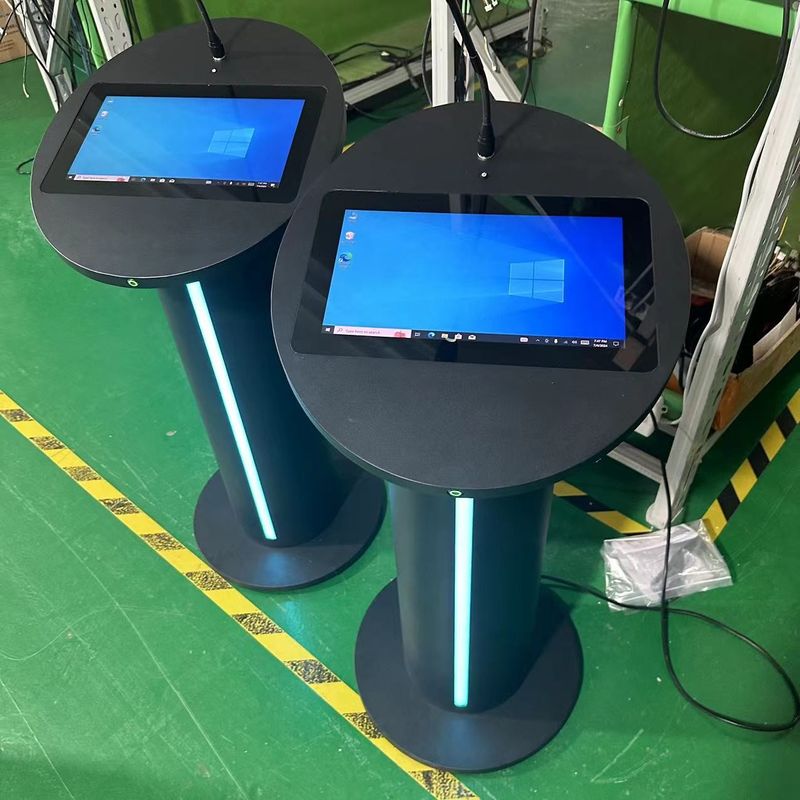 Multimedia-Digitalpodium 13,3 Zoll PCAP Touch-LCD-Platz Lautsprecherverstärker und drahtloses Mikrofon für Meetings